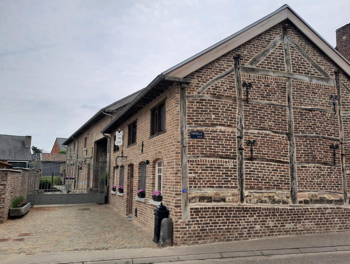 Het Stalhuys Villa Riemst Buitenkant foto